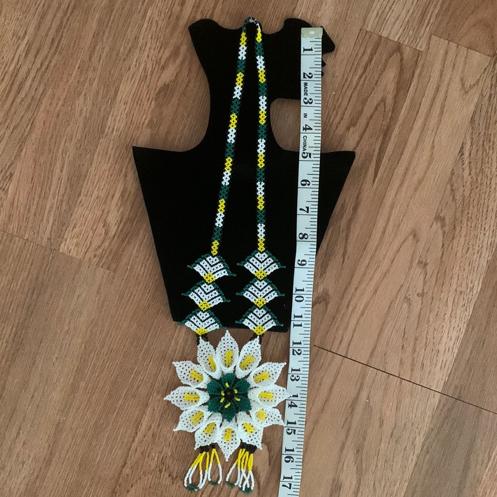 Handmade chaquira necklace